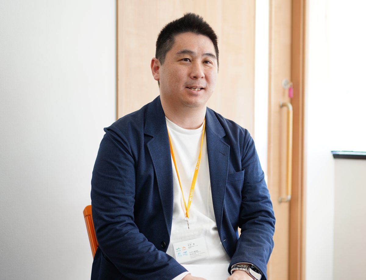 「現場の運用に合わせて開発をしてくれました」と福祉事業本部 福祉サービス部 部長代理  折原 潤 様